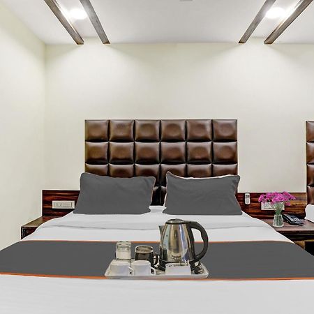 Collection O Laxmi Kuber Hotell Utrān Eksteriør bilde