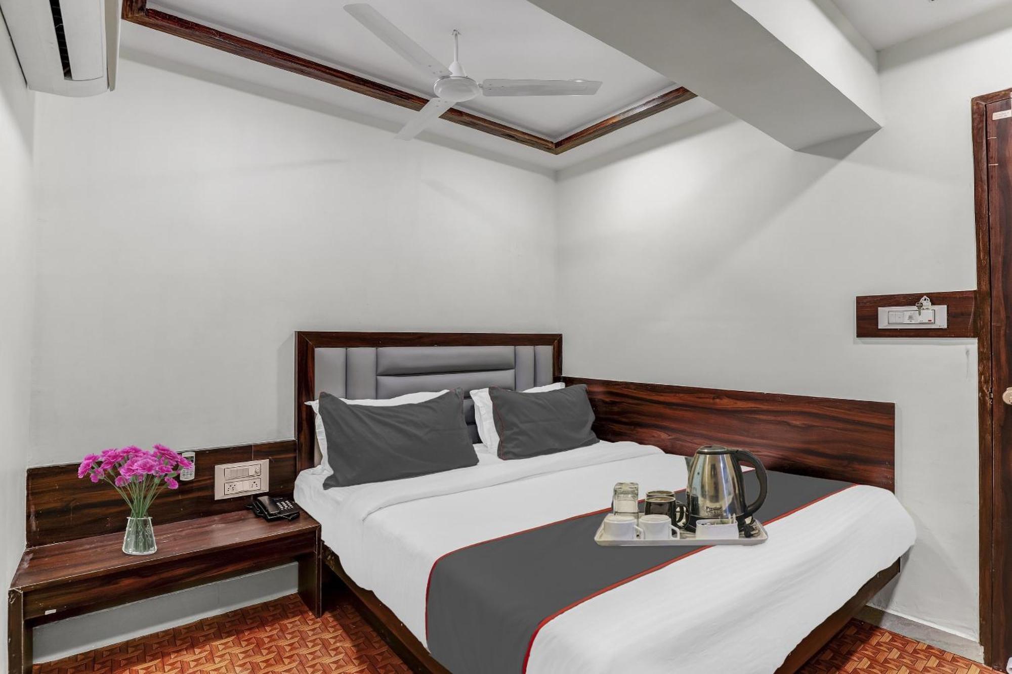 Collection O Laxmi Kuber Hotell Utrān Eksteriør bilde