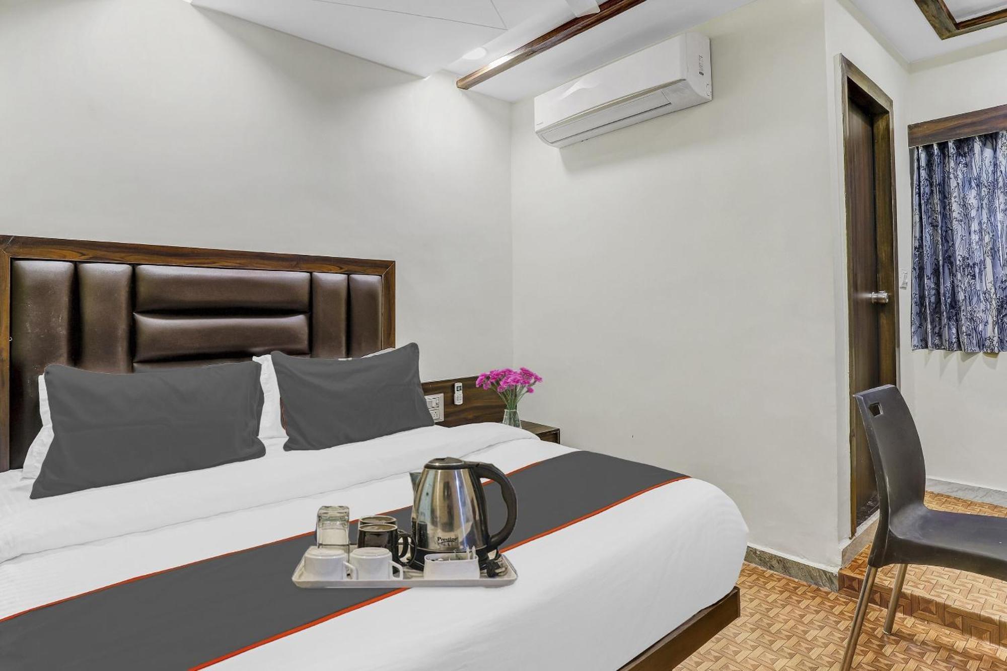 Collection O Laxmi Kuber Hotell Utrān Eksteriør bilde